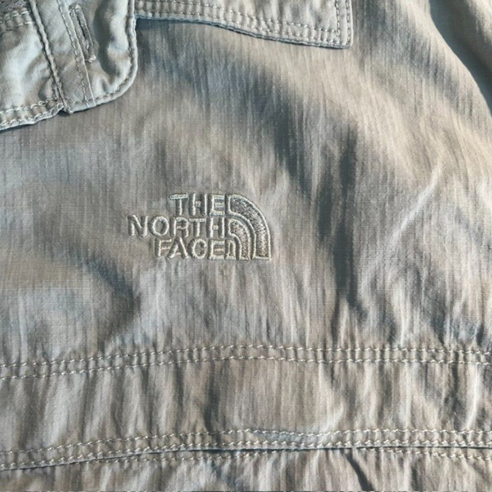 North Face Light Gray Outdoors Hiking Vented Lightweight Mesh Line- Size XL - Picture 6 of 9